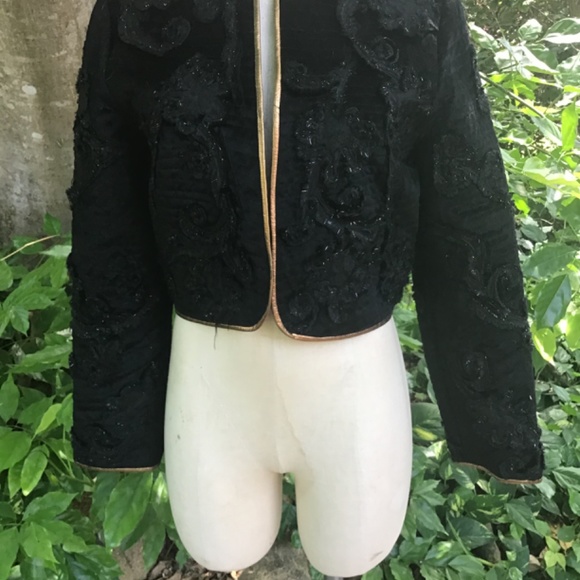 Vintage Lisandro Sarasota velvet with leather gold trim jacket - Picture 8 of 9